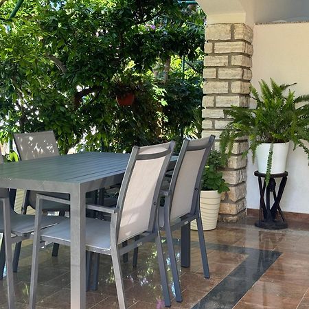 Emanuela 2 Apartment Novalja Ngoại thất bức ảnh