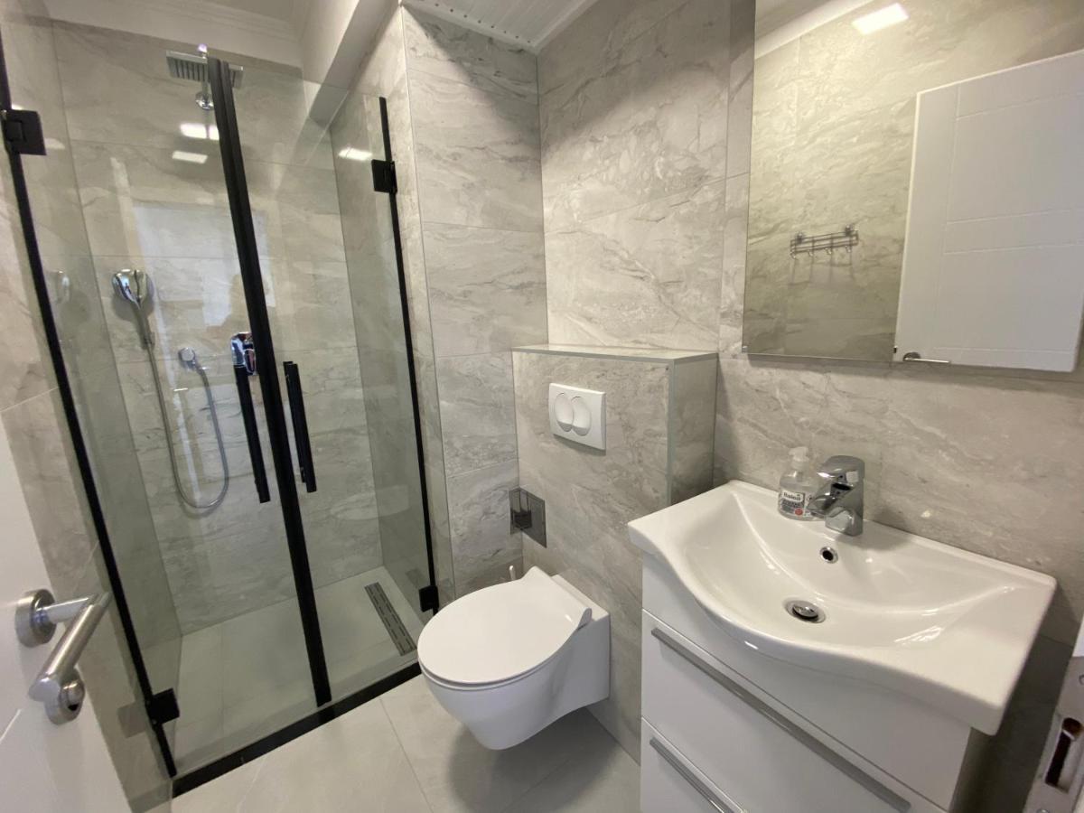 Emanuela 2 Apartment Novalja Ngoại thất bức ảnh