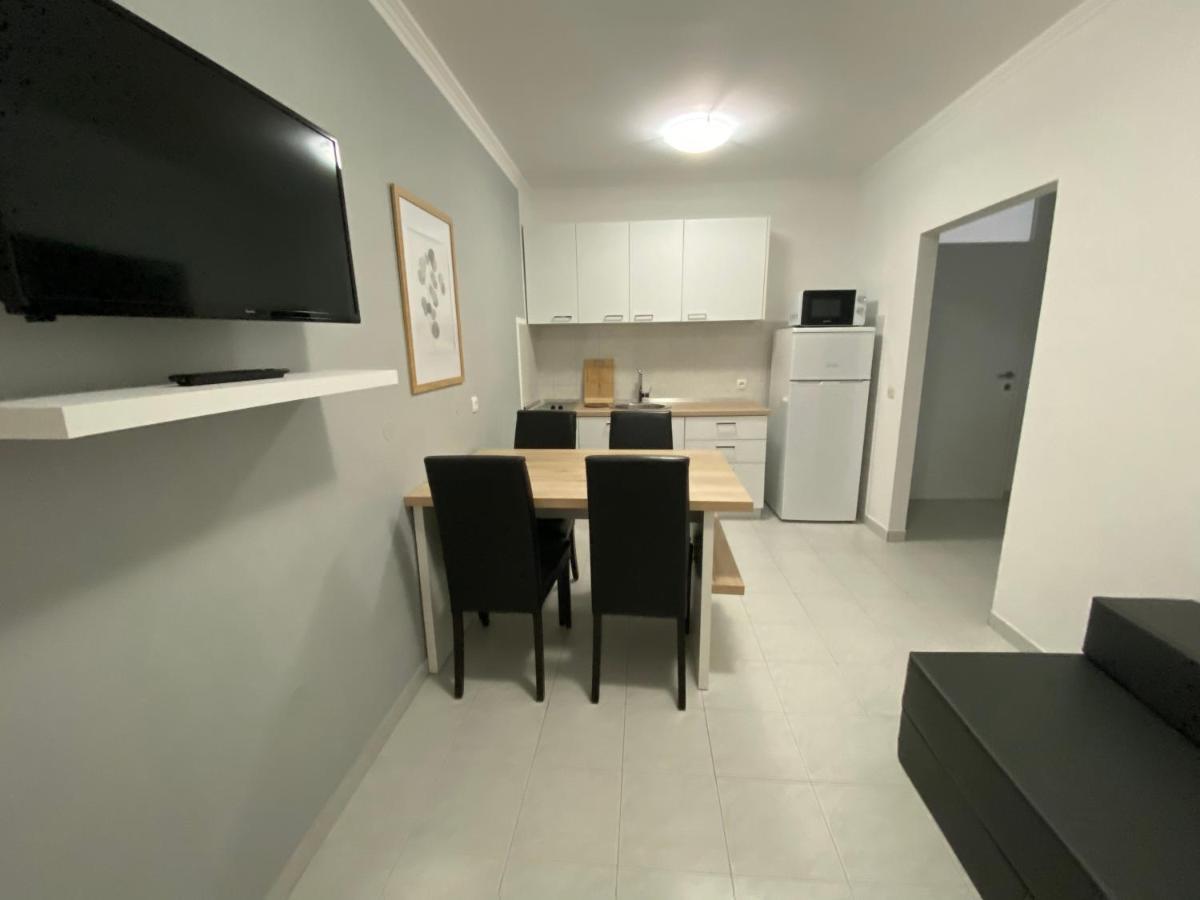 Emanuela 2 Apartment Novalja Ngoại thất bức ảnh