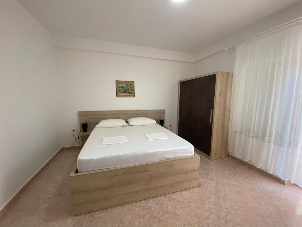 Emanuela 2 Apartment Novalja Ngoại thất bức ảnh