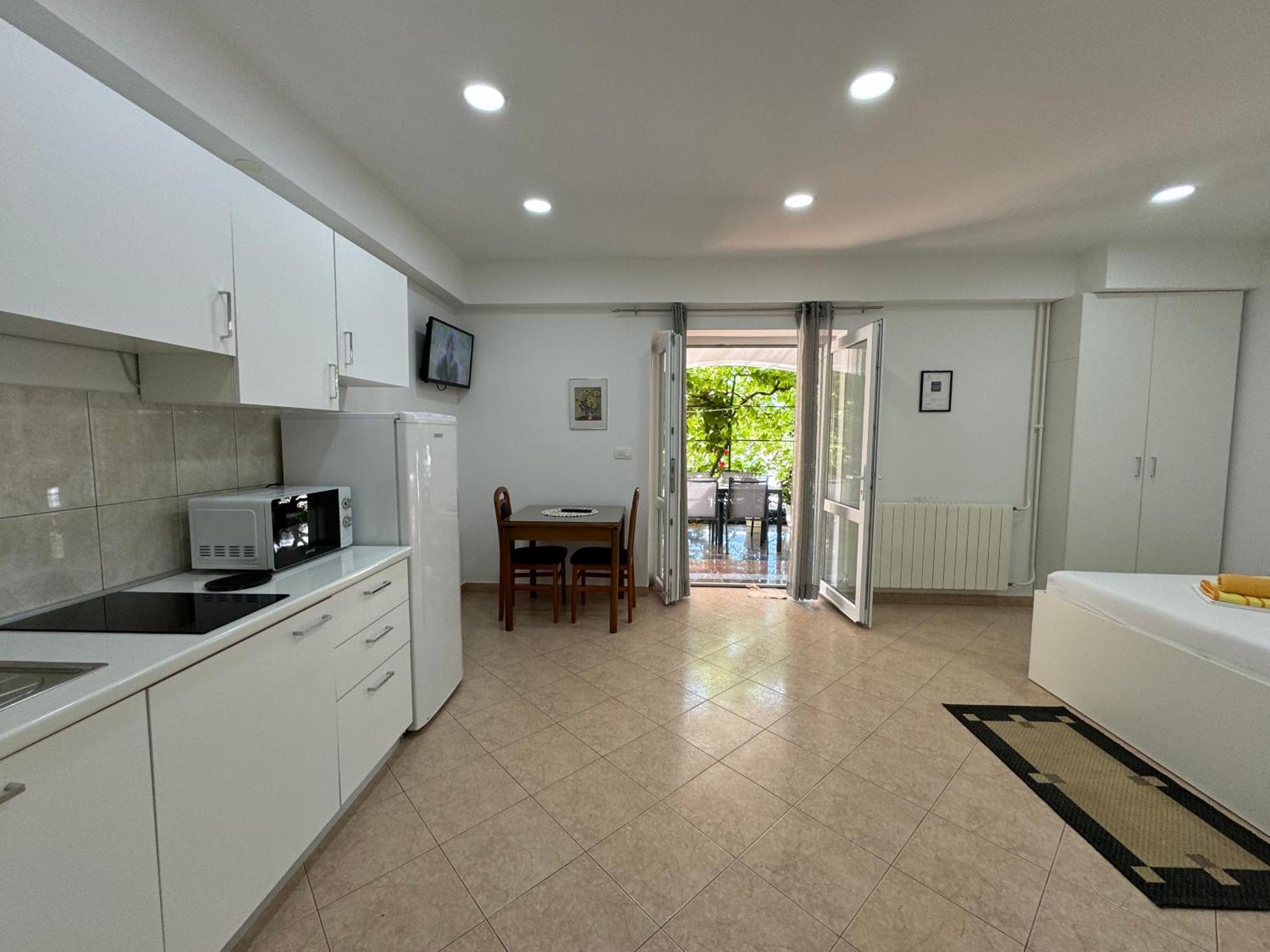 Emanuela 2 Apartment Novalja Ngoại thất bức ảnh